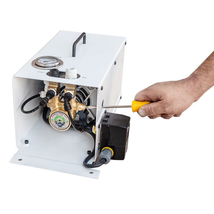 GrowoniX Booster Pump w/ Splash Guard (Special Order Only)