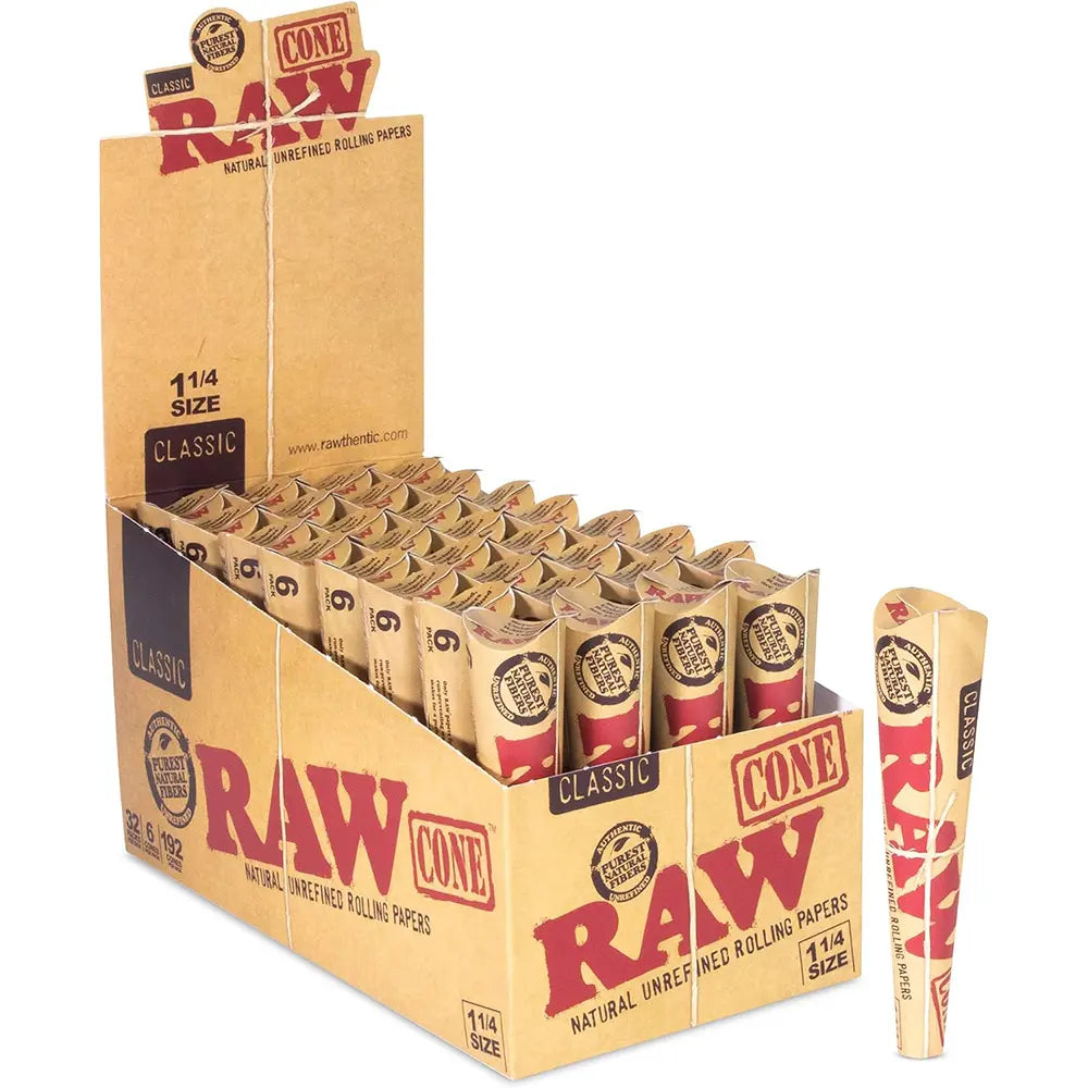 Raw Classic Pre-Rolled Cone 1 1/4 (32ct) Display